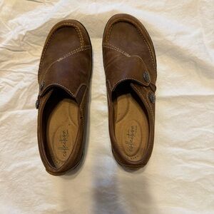 Women’s sz 7.5 Clarks Brown Ashland Lane Flats